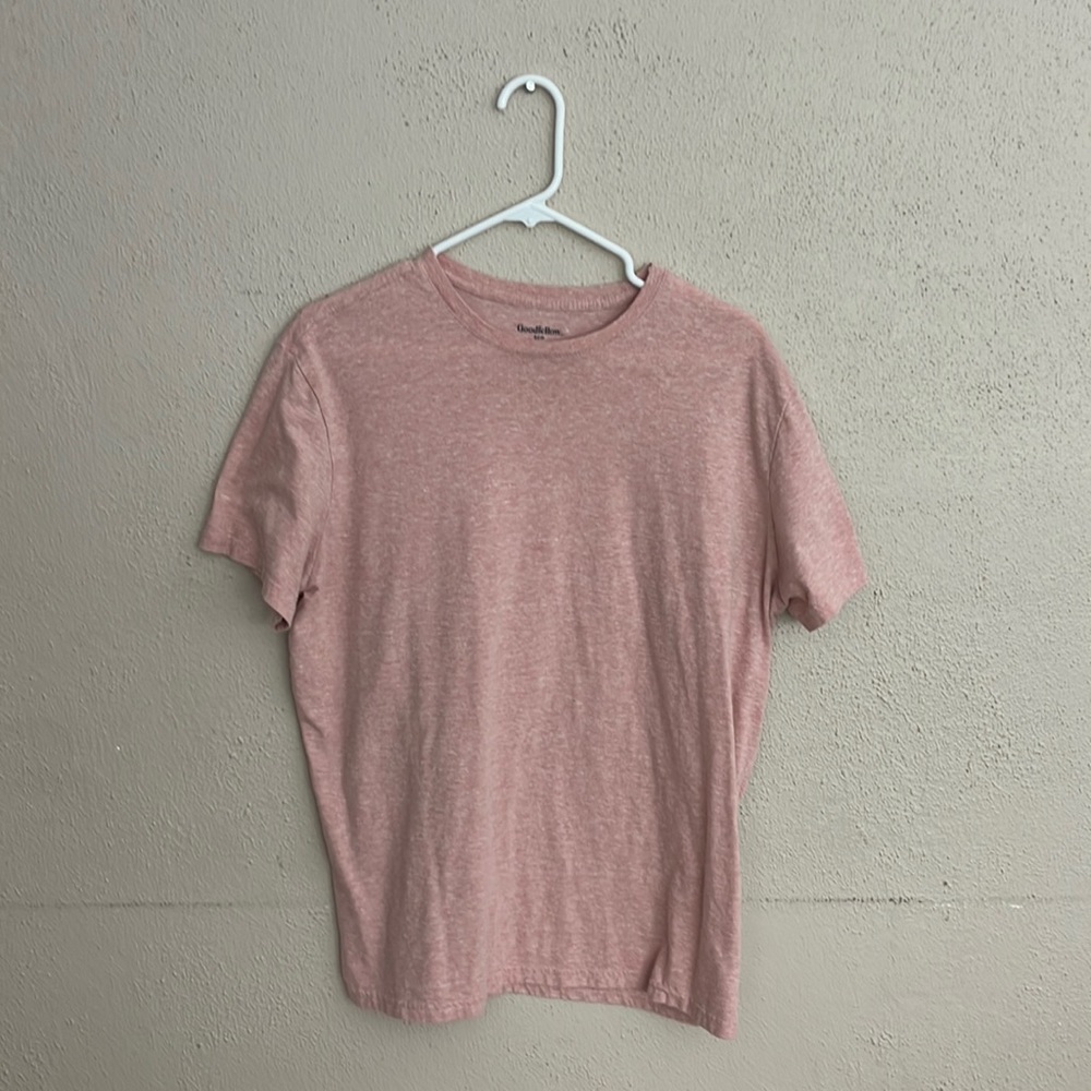 pink shirt